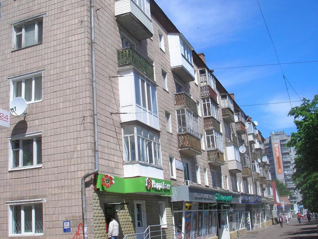 تشيرنيهيفسكا Roses Apartment In The City Center المظهر الخارجي الصورة